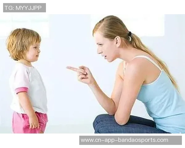 克尼佩尔反思年轻球员沟通不足未来需加强场上配合避免失误 克尼佩尔反思年轻球员沟通不足未来需加强场上配合避免失误