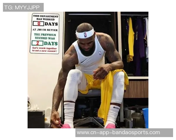 专家分析詹姆斯伤势恢复期为三到四周表明情况并不严重 专家分析詹姆斯伤势恢复期为三到四周表明情况并不严重