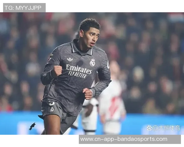 皇马今日训练吸引琼阿梅尼贝林厄姆巴尔韦德等球星参与 皇马今日训练吸引琼阿梅尼贝林厄姆巴尔韦德等球星参与