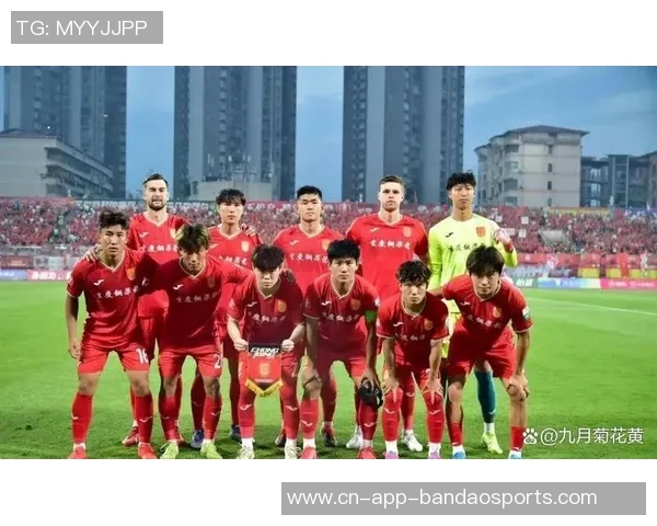 辽宁铁人感恩成都蓉城期待共同见证中国足球崛起的辉煌时刻