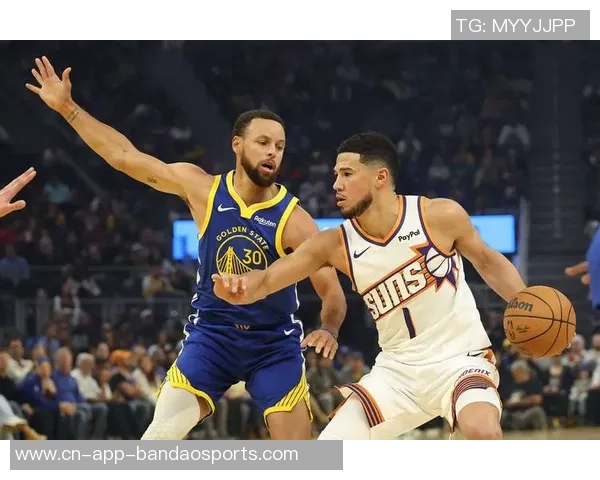 库里巴特勒霍福德齐聚战斗力全开迎战开拓者比赛 库里巴特勒霍福德齐聚战斗力全开迎战开拓者比赛